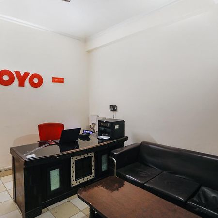 Hotel O Av Residency Near Botanic Garden Of Indian Republic Noida Buitenkant foto