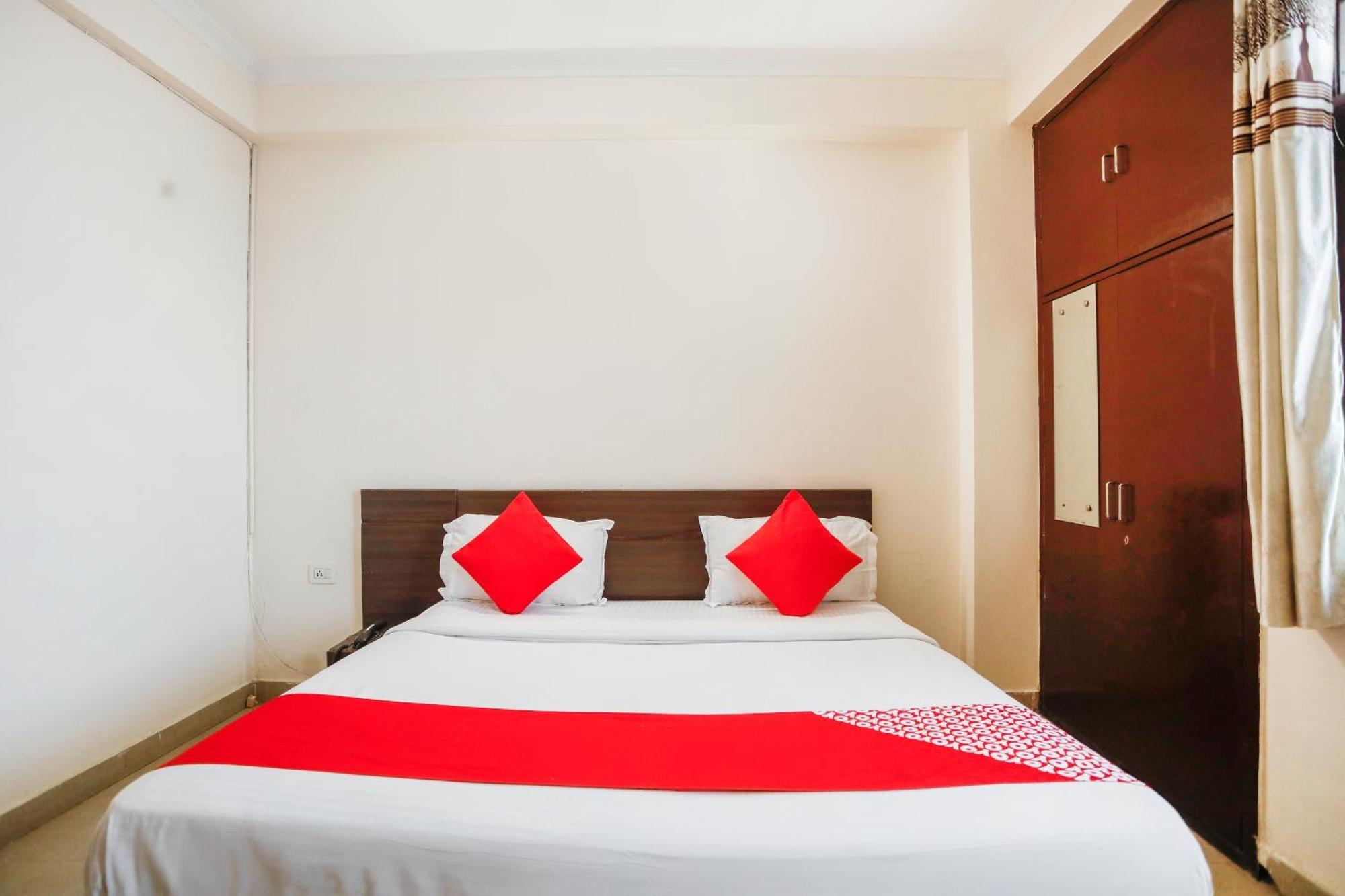 Hotel O Av Residency Near Botanic Garden Of Indian Republic Noida Buitenkant foto